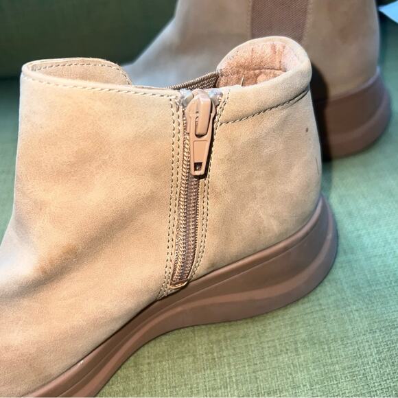 Naturalizer NEW Genn-Swerve Women's Zipper Round Toe Booties Tan Size 5 - Picture 9 of 10